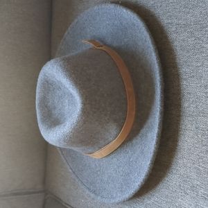 Frye women's Flynn hat